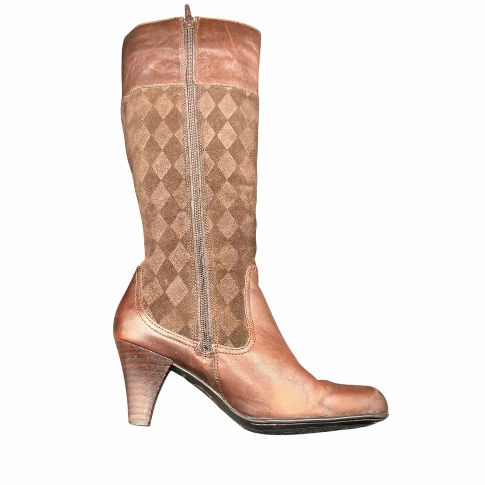 Born Brown Leather Knee High Boots Size 8 Quilted Suede Panel Zip Heel